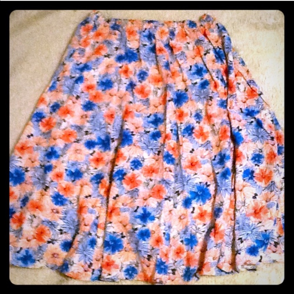 🎊FLASH🎊🌟Plus Size #Floral #Skirt w/ #Pockets.🌺